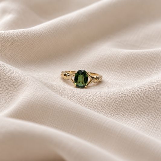 Green Sapphire in 14K Yellow Gold