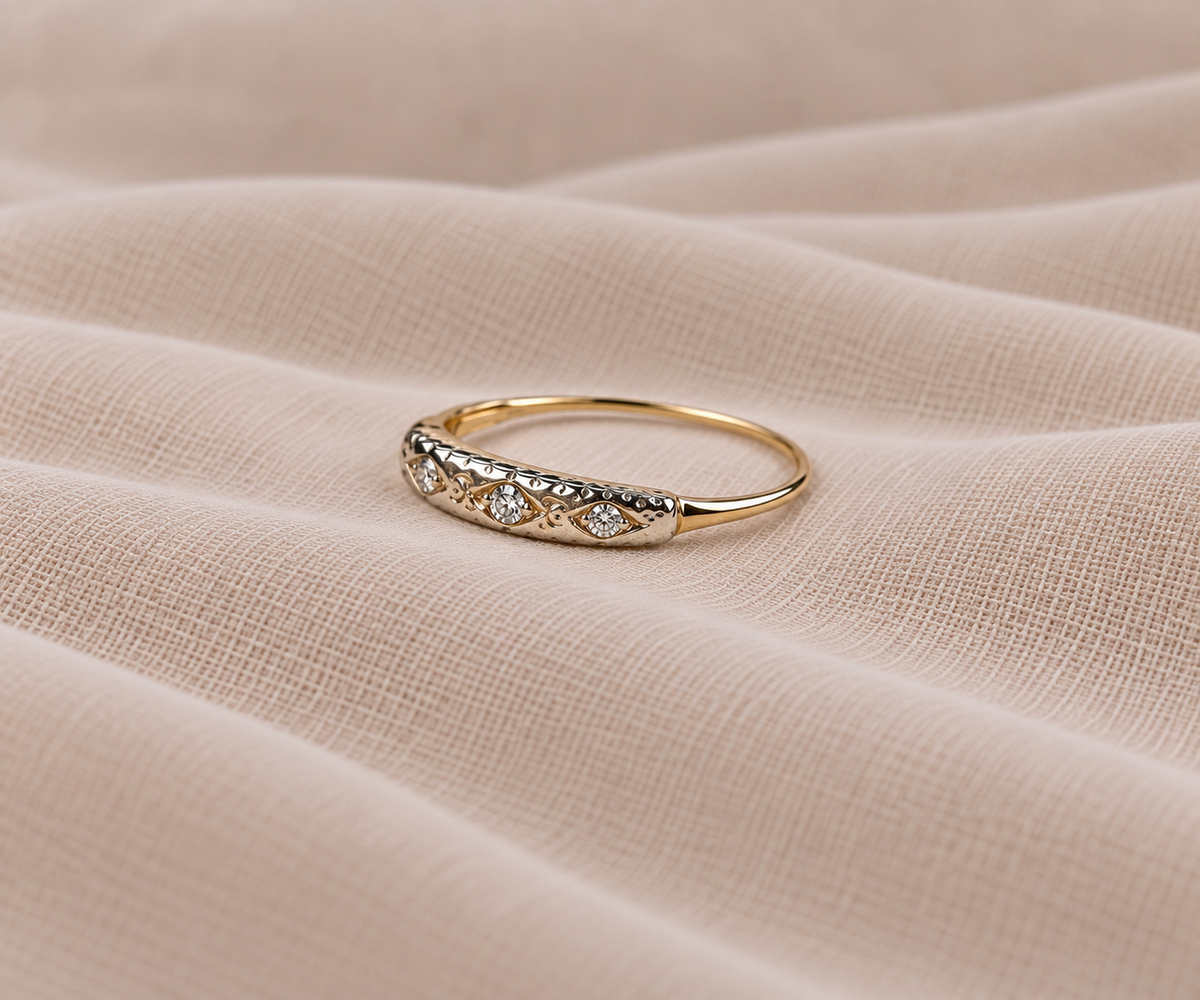 14K Two-Tone Antique Wedding Band