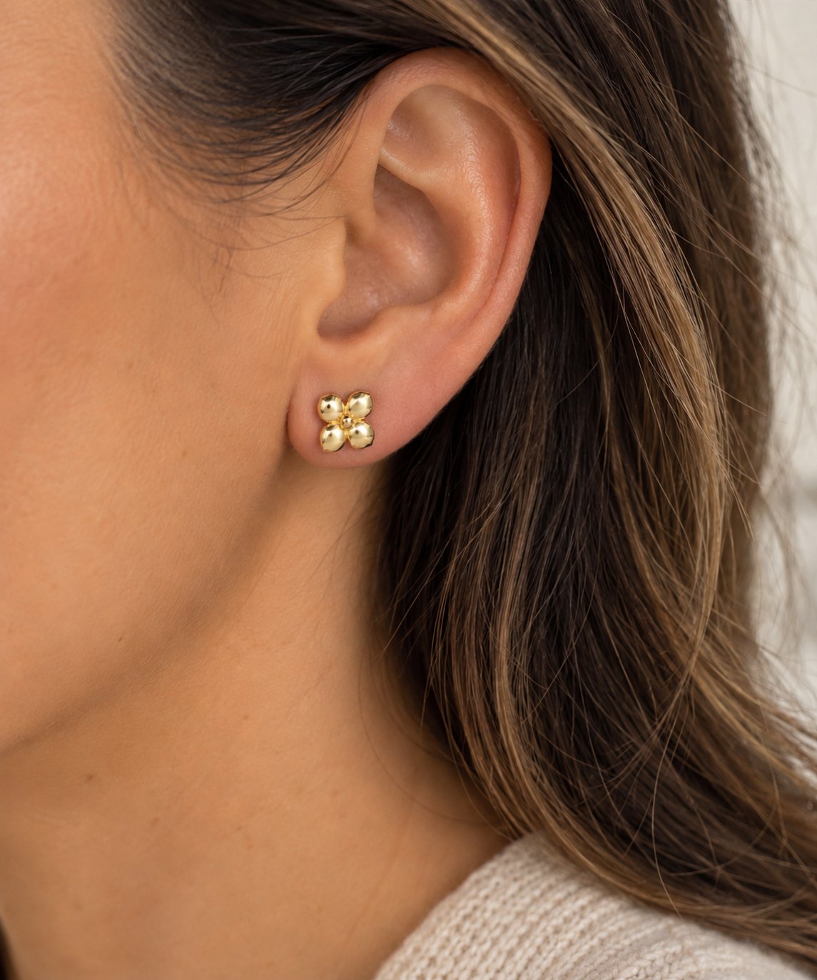 Solid Gold Floral Earring