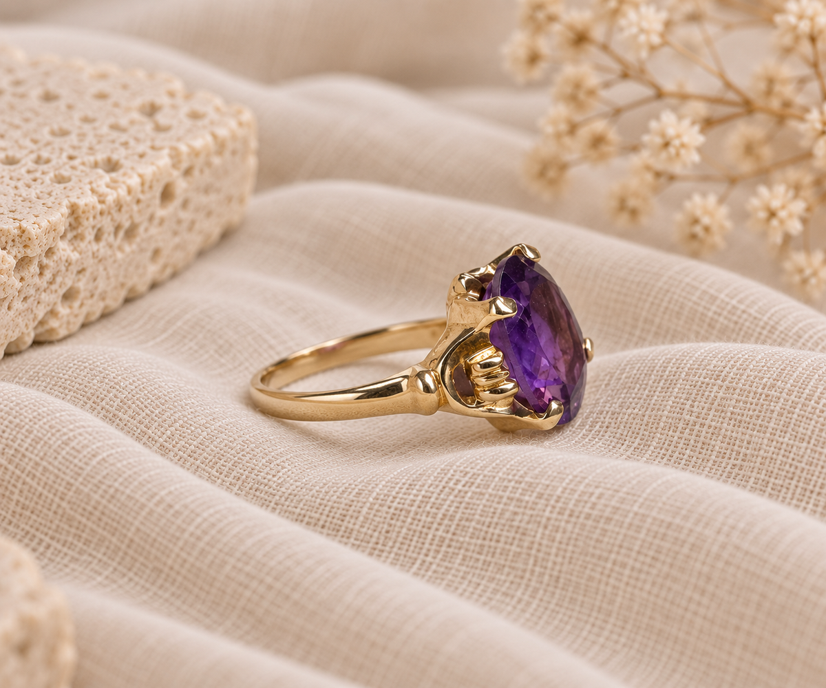 10K Amethyst Ring