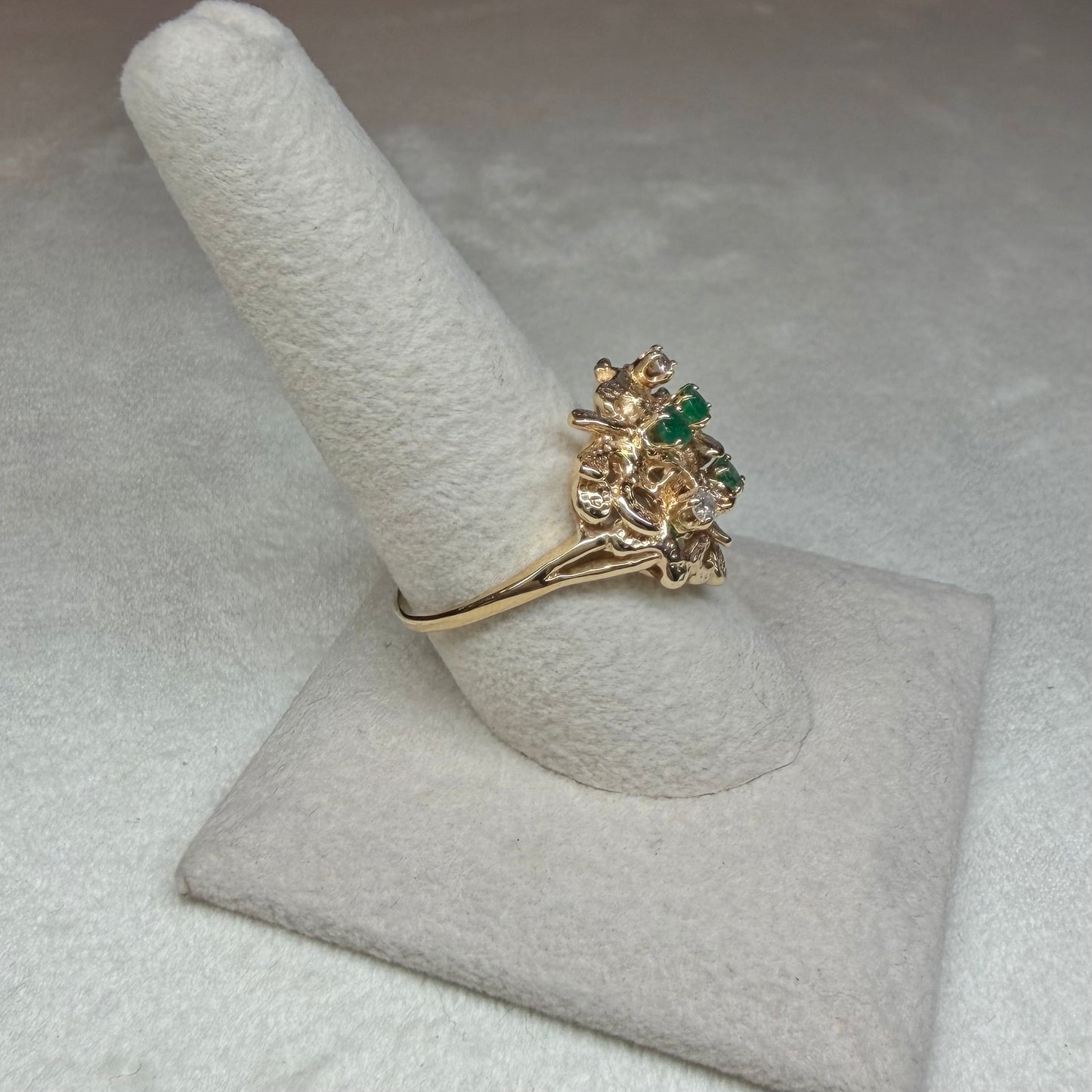 14K Nature-Inspired Emerald and Diamond Ring