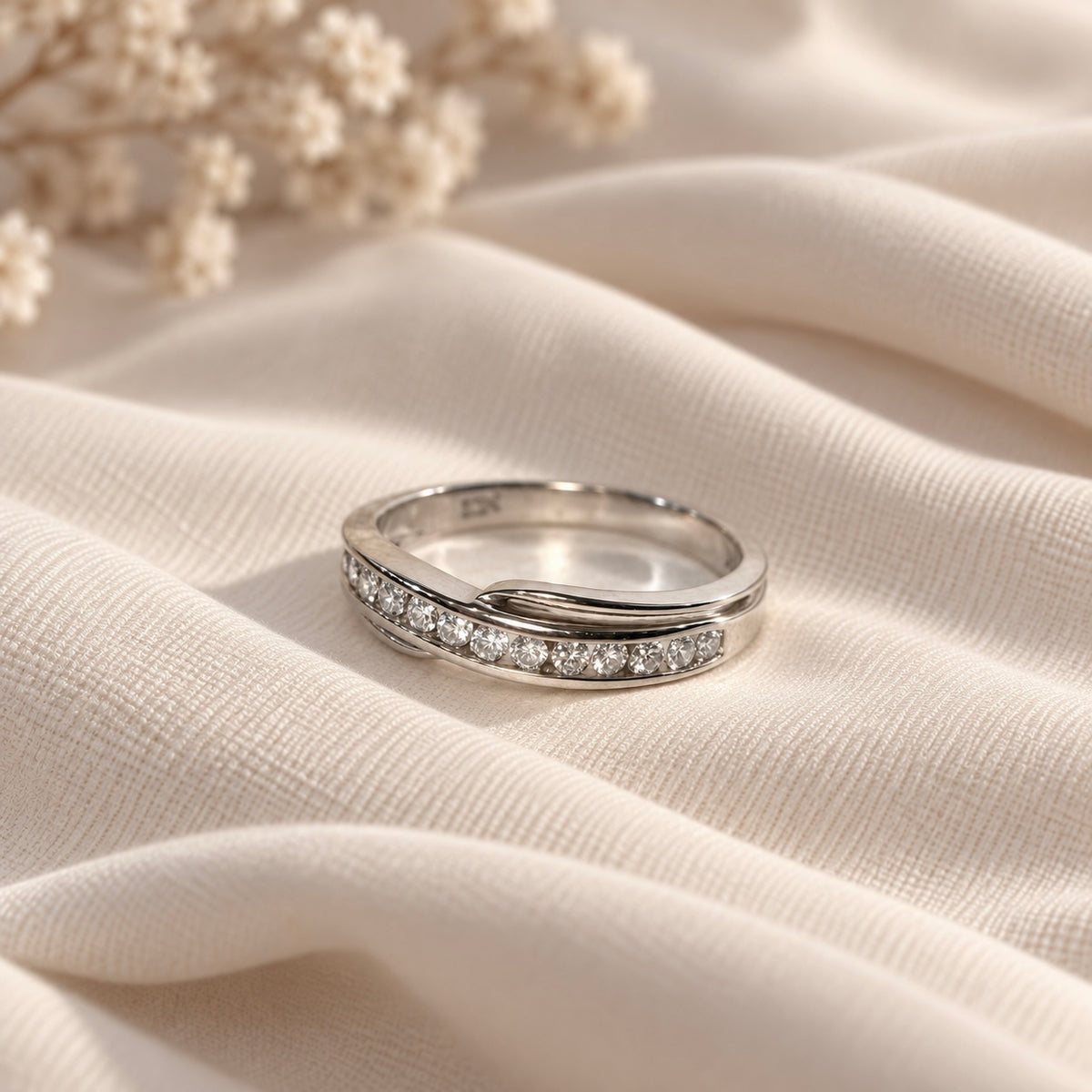 14K Channel Set Band