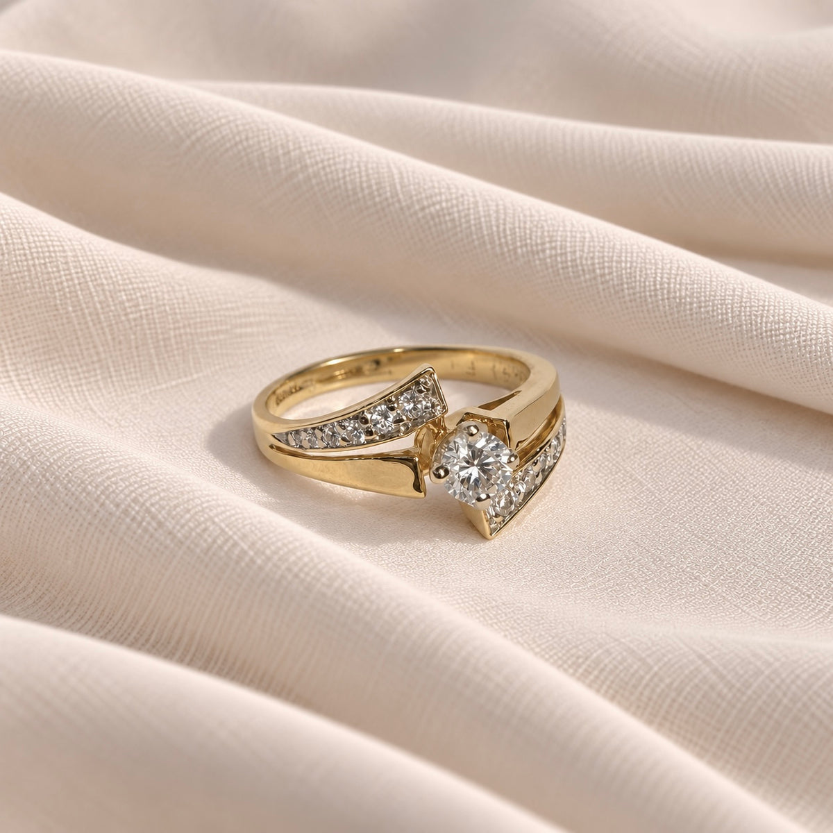 14K Diamond Engagement Ring