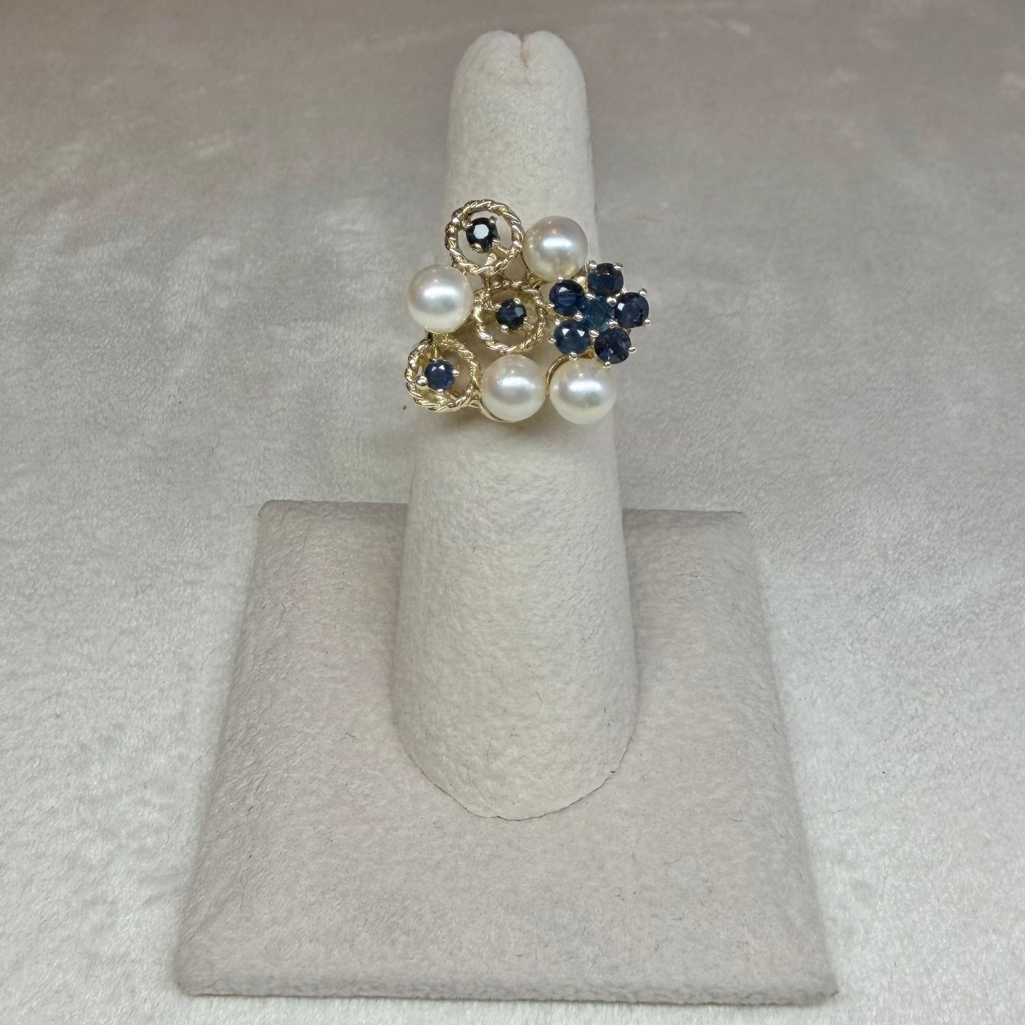 Extravagant Sapphire and Pearl Cocktail Ring