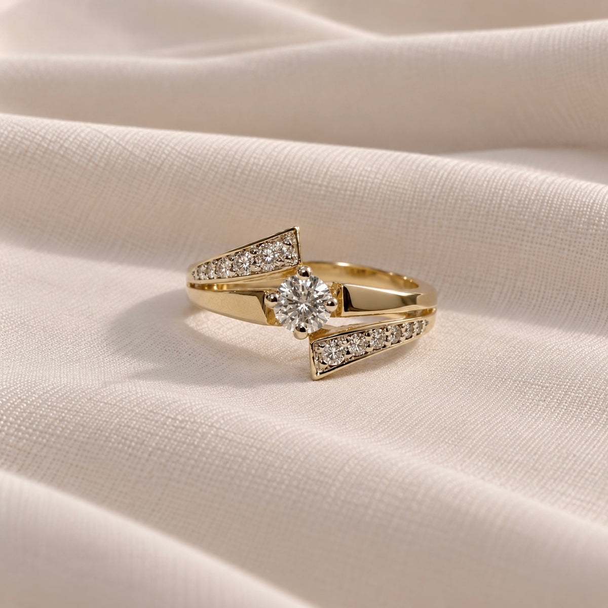 14K Diamond Engagement Ring