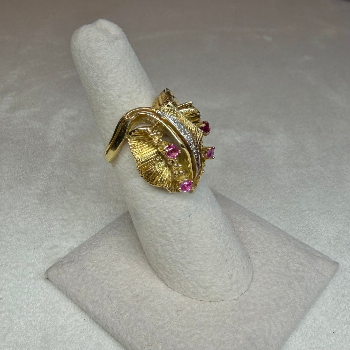18K Ruby and Diamond Floral Fashion Ring
