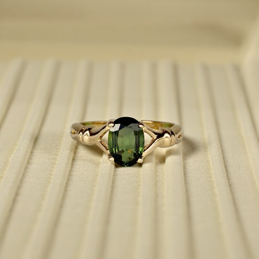 Green Sapphire in 14K Yellow Gold