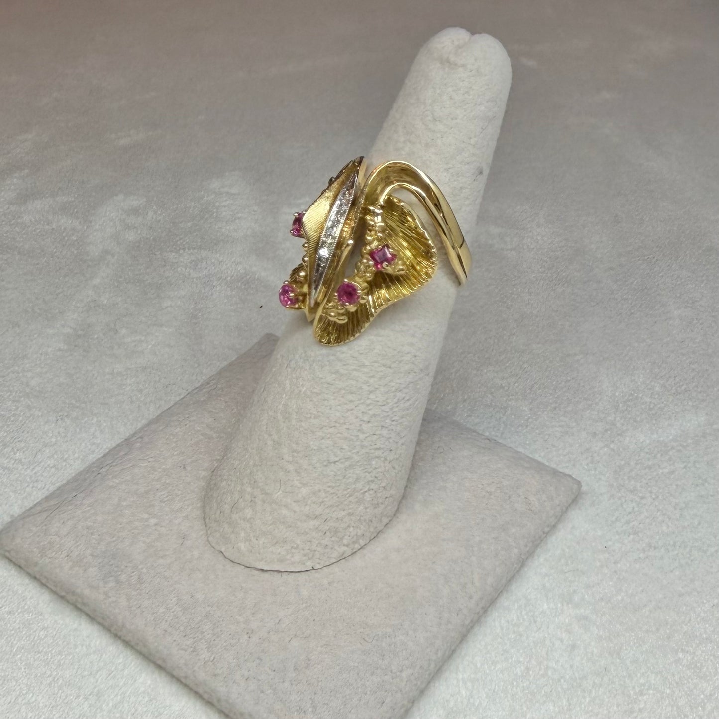 18K Ruby and Diamond Floral Fashion Ring