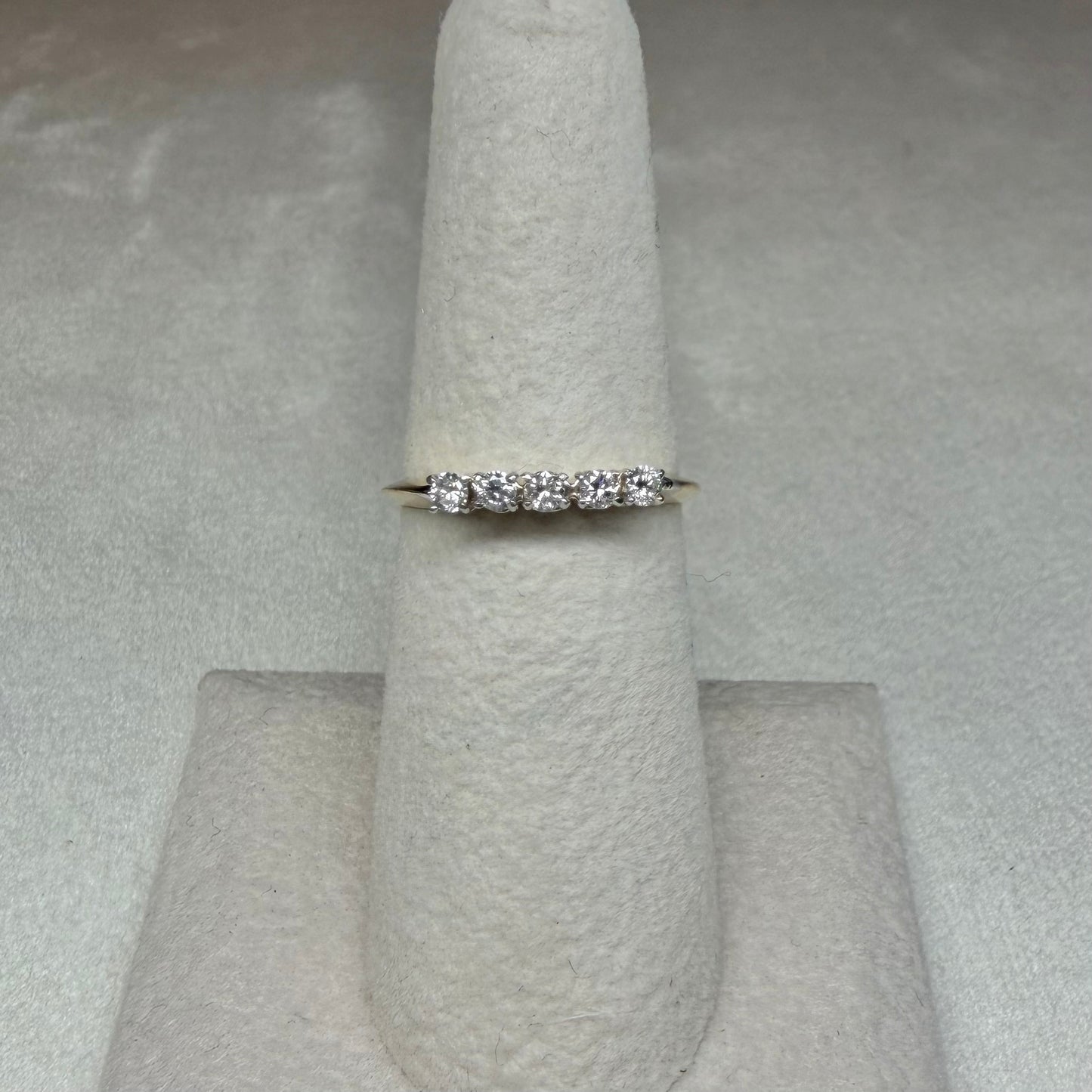 14K 5 Stone Diamond Band